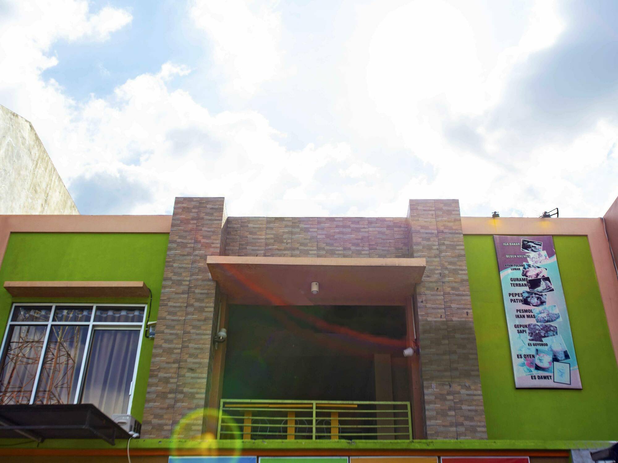 Reddoorz @ Tebet Asem Baris Hotel Jakarta Exterior foto